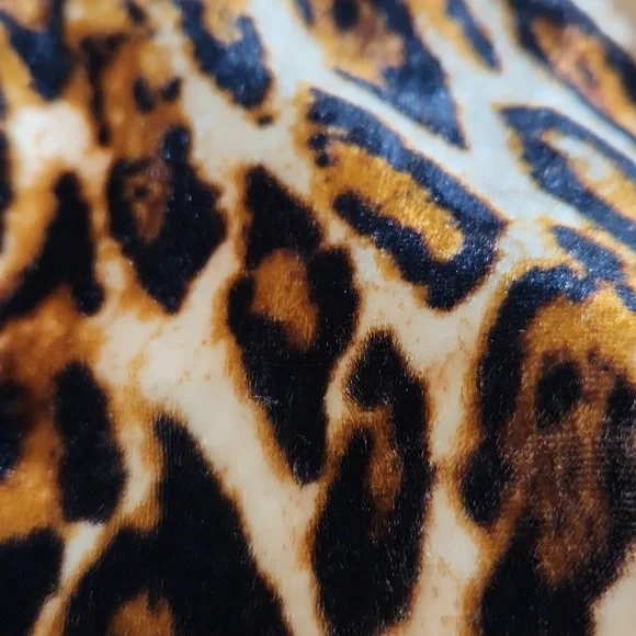 WAYF GWYNETH WRAP DRESS - Leopard Print Maxi Dress - Picture 6 of 7